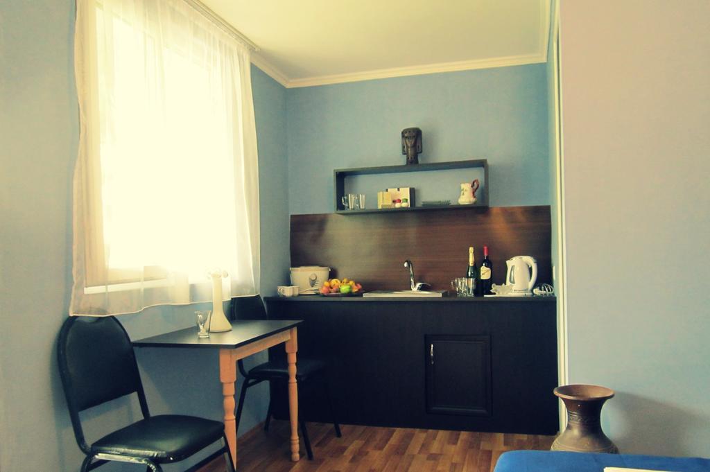 The Kiwi House Hotel Lagodekhi Szoba fotó